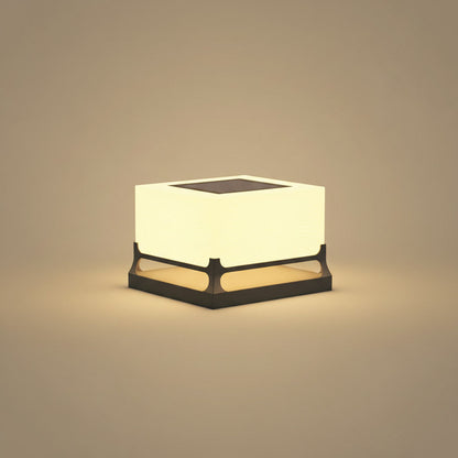 Polaris Pillar Light - hero