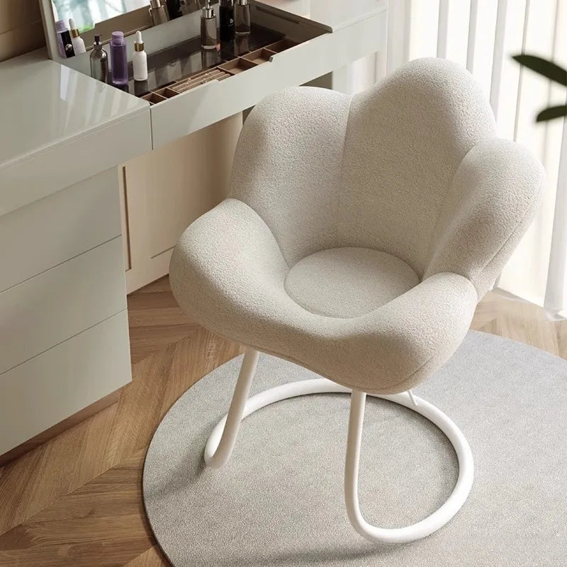 Petal Stool - white