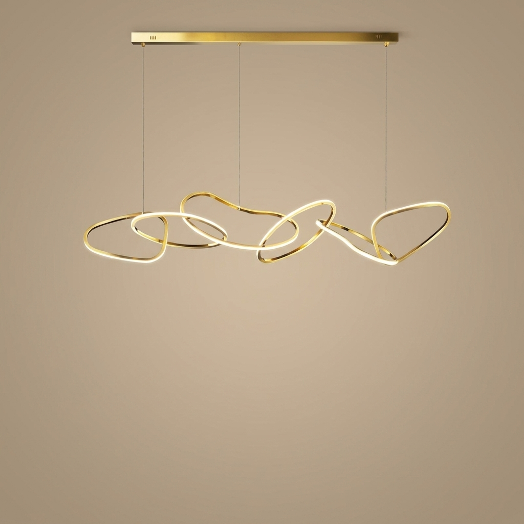 Crest pendant, gold