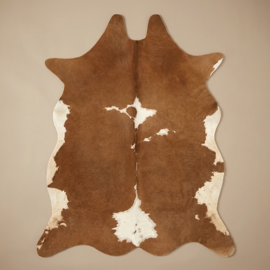 Esme rug, caramel hide