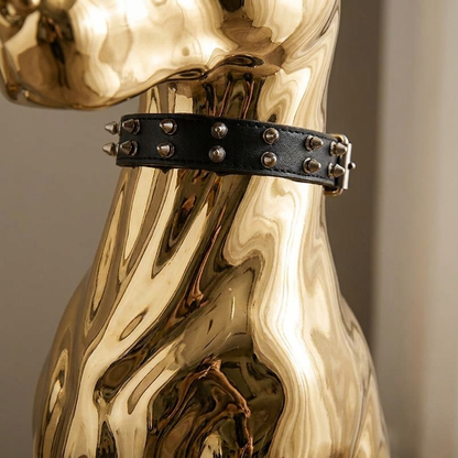 Hound sculpture, detail
