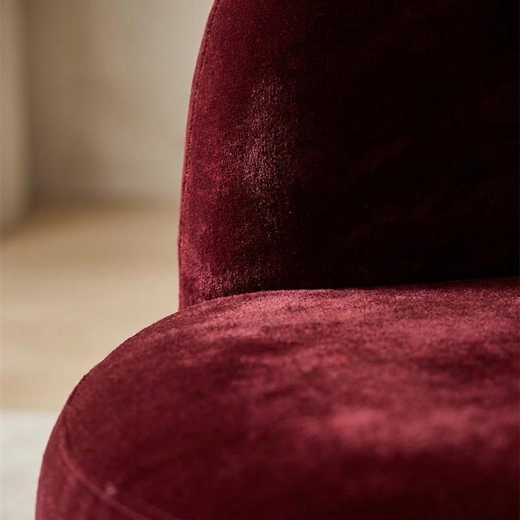 Isolde curved sofa, detail