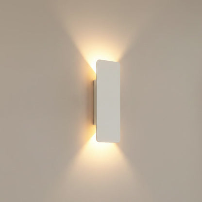 Vesper wall sconce in matte white